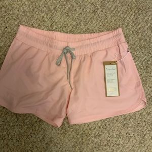 NWT Niyama Sol sport shorts SZ M